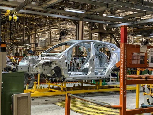 70年匠心鑄就SUV傳奇 國(guó)產(chǎn)化后的品質(zhì)飛躍與口碑提升